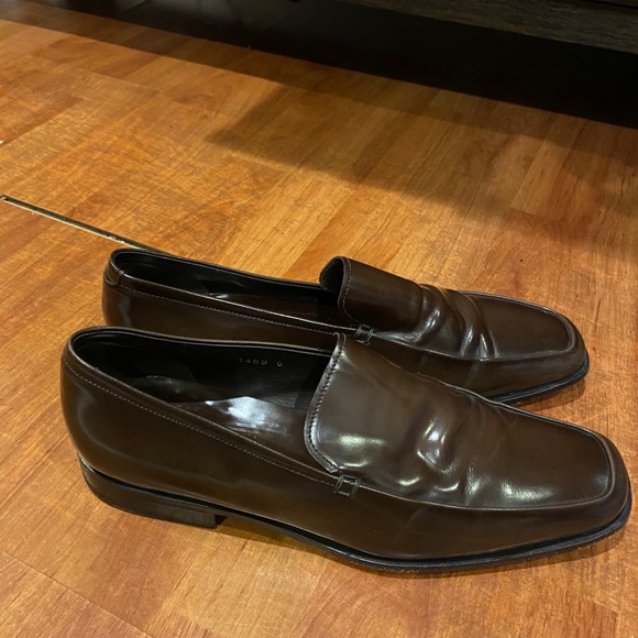 Prada womens  Loafers Slip On Brown Leather Sz 6 - Picture 2 of 6